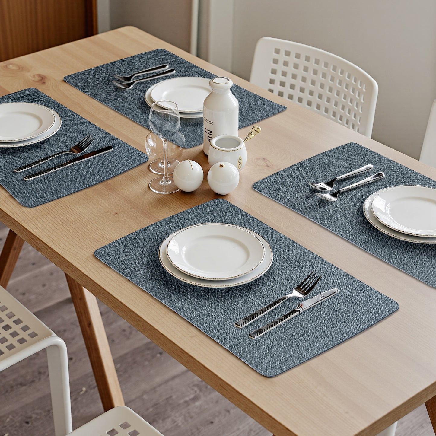 Vegan Leather Placemats Set 2/4/6, Easy-Clean Table Mats